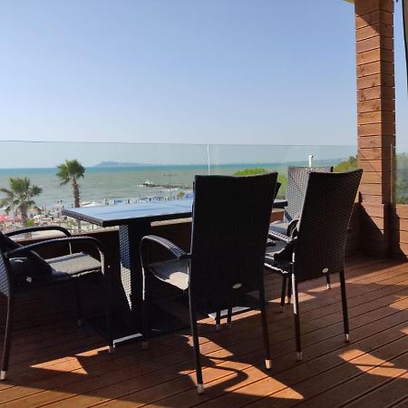 Luxury Beach Apartment In Qerret Golem  Zewnętrze zdjęcie