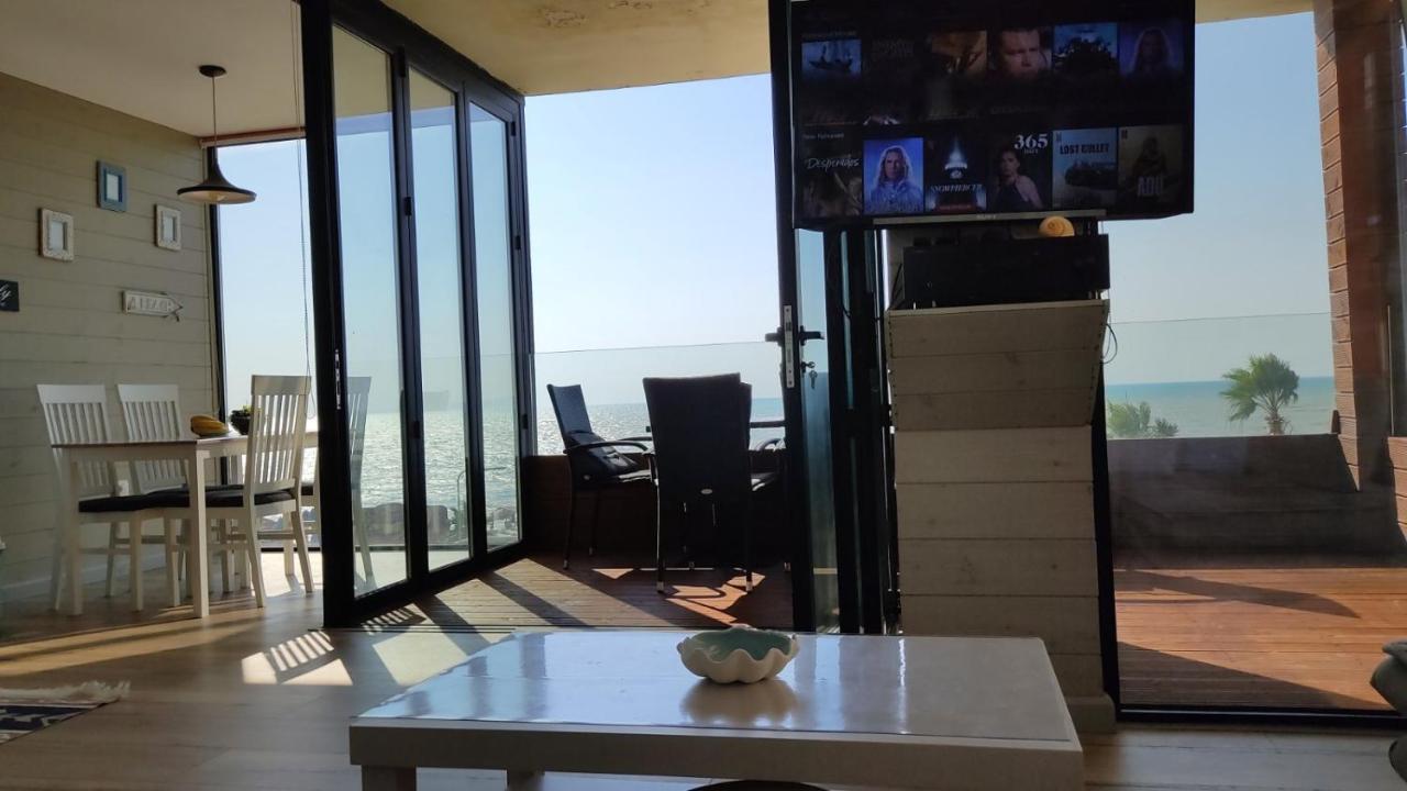 Luxury Beach Apartment In Qerret Golem  Zewnętrze zdjęcie