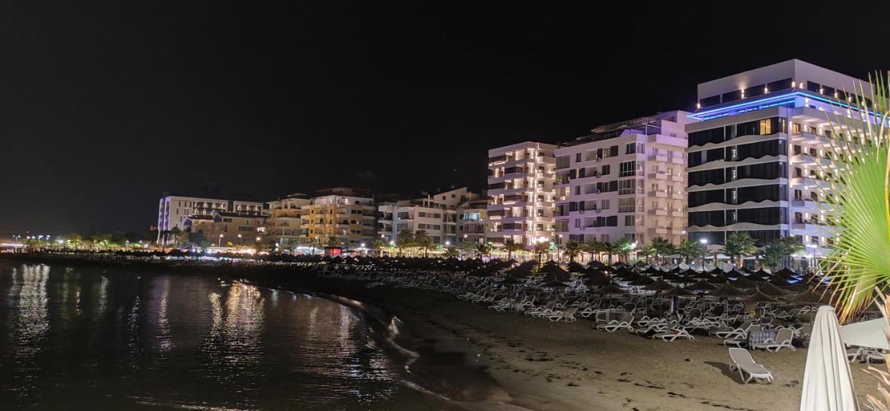 Luxury Beach Apartment In Qerret Golem  Zewnętrze zdjęcie