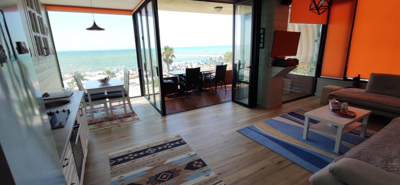 Luxury Beach Apartment In Qerret Golem  Zewnętrze zdjęcie