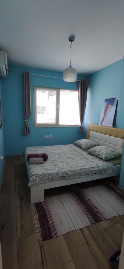 Luxury Beach Apartment In Qerret Golem  Zewnętrze zdjęcie